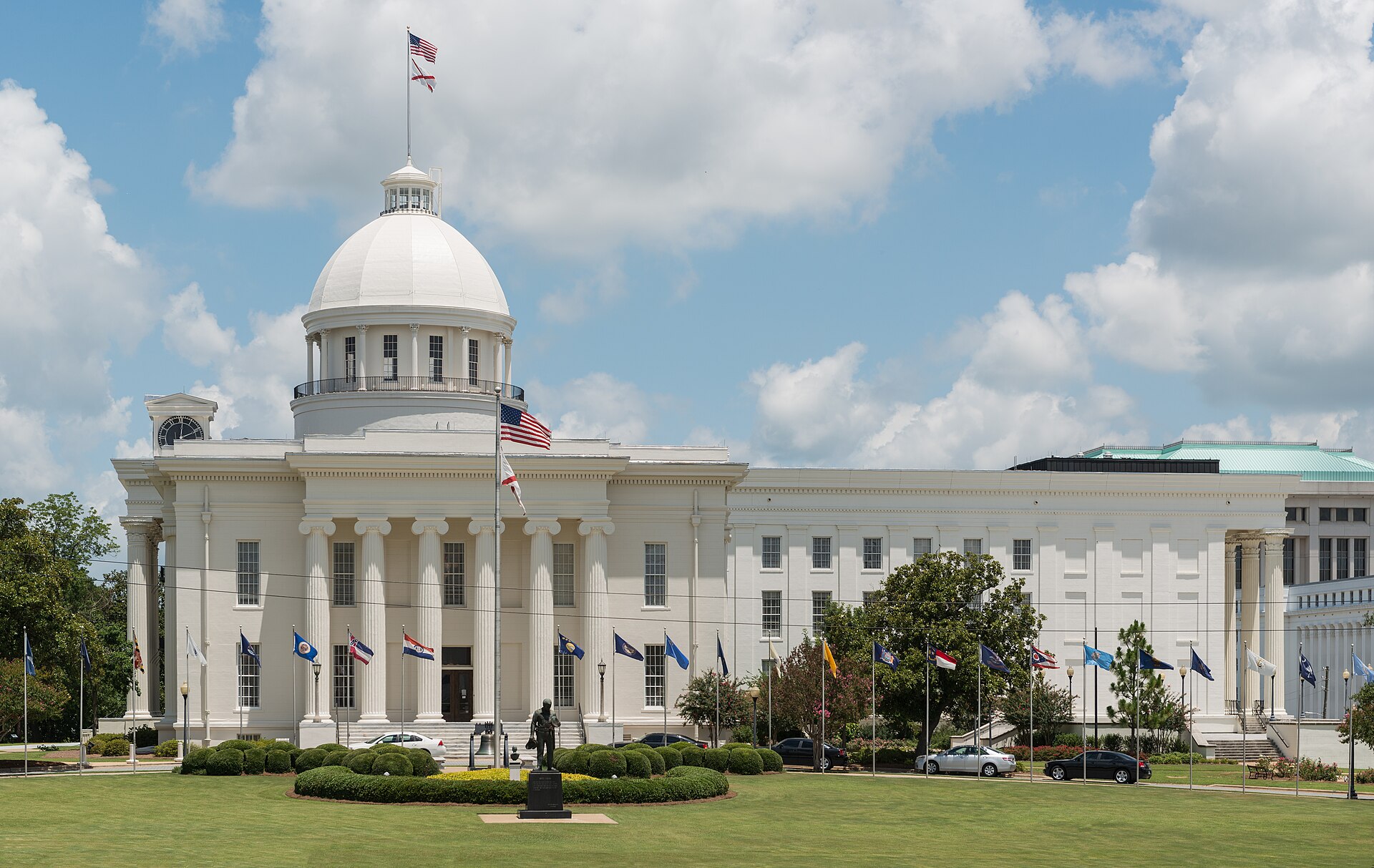 Alabama State Capitol, Montgomery, South view 20160713 1